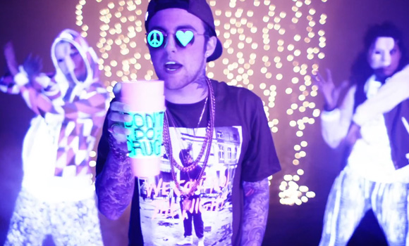 Mac Miller – Loud (Music Video)