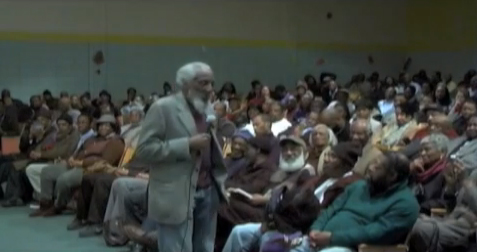 Dick Gregory – Politricks and Government Conspiracies in 2014