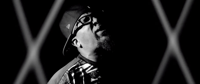 Tech N9ne Ft. MURS – Hard (Music Video)