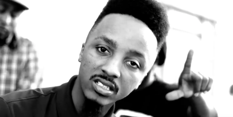 Playbwoi Tha Great Feat. Kap G – Stingin (Music Video)