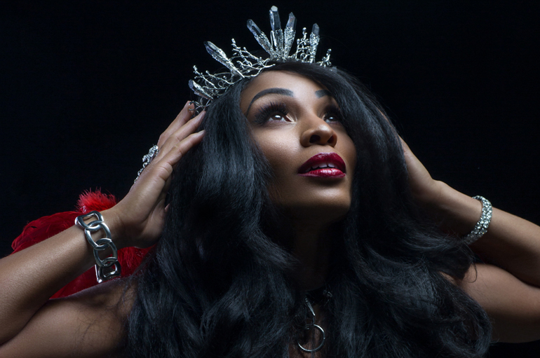Adina Howard Talks Women Empowerment, The Music Business and Her New Project, “Resurrection”.