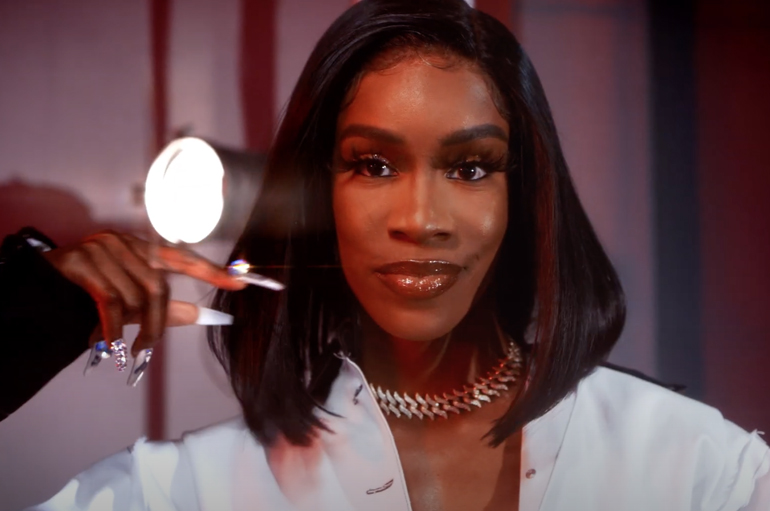 aka Salma Banks – Salma Slims (Music Video)