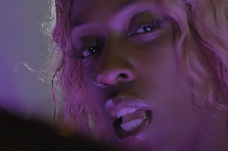 Namandjé – Show Me Love (Music Video)